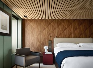 Modern Hotel Lobby Furniture 5-star Luxury Room Customized Hotel Bedroom Furniture Set Wooden Bunk Beds 3 Beds Solid Wood Bed - Product Image 6