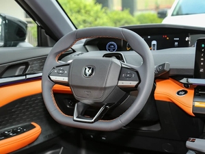 Changan Uni-V 1.5T Sport Edition SUV 2023 con Stile Aggressivo, Prestazioni Dinamiche e Funzionalità Tecnologiche Avanzate - Product Image 5