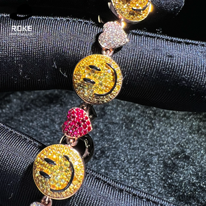 핫세일 맞춤형 스마일 하트 펜던트 목걸이 - IGI 인증 라운드 다이아몬드 컷, 9-18k 골드 힙합 반짝이는 주얼리 - Product Image 4