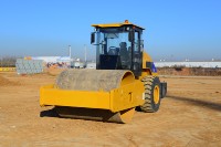 Compacteur de sol vibrant à tambour unique SEM518 de haute qualité, 18 tonnes