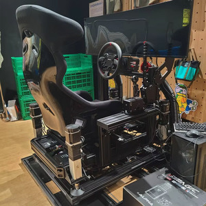 <span class=keywords><strong>Simulateur</strong></span> profil aluminium volant personnalisé Cockpit <span class=keywords><strong>simulateur</strong></span> <span class=keywords><strong>de</strong></span> jeu <span class=keywords><strong>de</strong></span> conduite superbe Cockpit avec vraie chaise course - Product Image 6