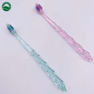 Cepillo <span class=keywords><strong>de</strong></span> Dientes <span class=keywords><strong>de</strong></span> Plástico Transparente con Forma <span class=keywords><strong>de</strong></span> Diamante Nuevo <span class=keywords><strong>de</strong></span> 2019 para Adultos - Product Image 1