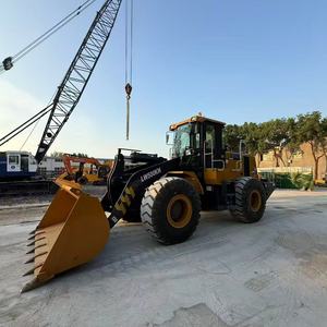 รถตักล้อยาง XCMG LW500KN มือสอง ชั่วโมงการทำงานต่ำ สีเดิม สภาพสะอาด แรงขุดทรงพลัง บำรุงรักษาอย่างดี พร้อมส่งออก - Product Image 1