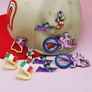Yeni tasarım meksika tarzı dekoratif şapka iğnesi yüksek kaliteli karikatür Anime rozetleri yumuşak emaye pimleri