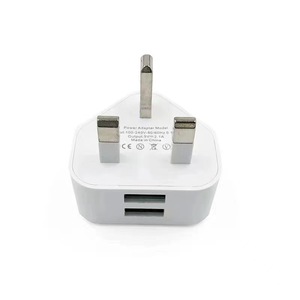 Usine en gros 3 broches UK Plug 5V 2.1A chargeur USB universel 10W adaptateur de voyage pour téléphone portable 2 X USB compatible pour <span class=keywords><strong>iPhone</strong></span> - Product Image 5