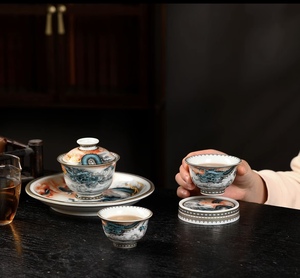 Service à <span class=keywords><strong>thé</strong></span> Gongfu chinois traditionnel en céramique <span class=keywords><strong>Dragon</strong></span> Cloud avec Gaiwan et tasses à <span class=keywords><strong>thé</strong></span>, coffret cadeau en bois de qualité supérieure pour cadeaux d'affaires - Product Image 5