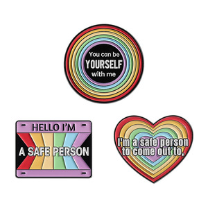 เข็มกลัดติดปกเสื้อโลหะสีเงินรูปหัวใจเข็มกลัดสีรุ้ง LGBTQ - Product Image 6