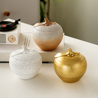 Vente chaude Résine À Motifs Moderne Décor À La Maison Apple Moderne Fruits Artificiels Décor À La Maison De Table Artisanat Décor À La Maison Accessoires