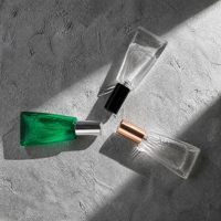Flacon pulvérisateur en verre plat de 10 ml avec pompe pour parfum, sérum, cosmétiques de voyage, atomiseur rechargeable, distributeur, OEM accepté