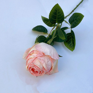 Pièce maîtresse de mariage, tige de rose en soie artificielle, <span class=keywords><strong>faux</strong></span> bourgeon de rose rouge unique pour toile de fond - Product Image 5