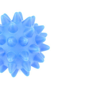 Juguetes para mascotas de 7 cm hechos de material de goma resistente - Product Image 3