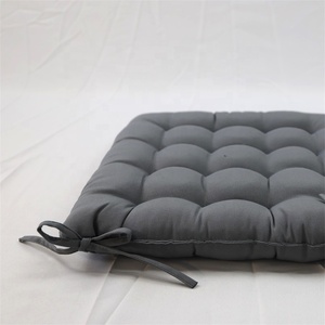 Venta directa de fábrica 40x40 100% Poliéster Reciclar Cojín de asiento duradero portátil Cojín de silla relajante para uso en interiores y exteriores - Product Image 6