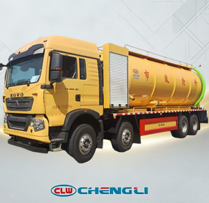 Nuevo Camión de Succión de Aguas Residuales Howo 33000l 8x4 con Bomba de Vacío, Camión Cisterna de Limpieza Fecal y Séptica Euro 2-6 para Limpieza Urbana - Product Image 1