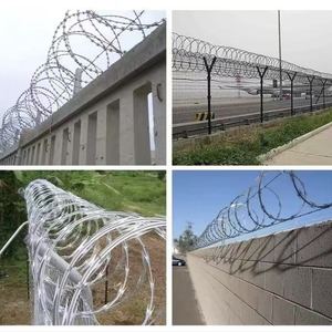 รั้ว<span class=keywords><strong>ลวดหนาม</strong></span>กันสนิมแบบม้วนชุบสังกะสี ติดตั้งง่าย ปลอดภัย สำหรับสวน โกดัง และงานก่อสร้าง - Product Image 4