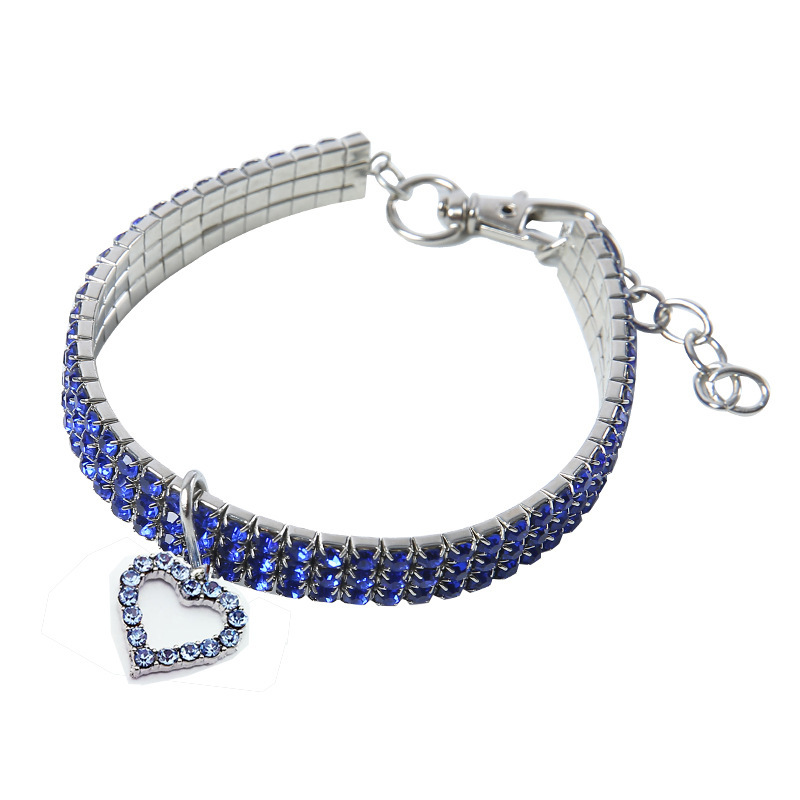 Coeur évidé de couleur bleue