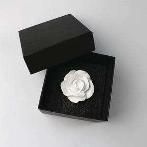 Bán Buôn Bằng Gỗ Dựa Handmade Sứ Rose Hoa Thơm Hương Thơm Thạch Cao Gốm Nhà Hương Thơm Tinh Dầu Khuếch Tán - Product Image 1