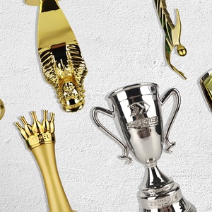 Trophée pour le Qatar Golden Trophy Figurine en métal Petites statues en métal Statue en or 24 carats Sculpture avec carte de l'Afrique - Product Image 5