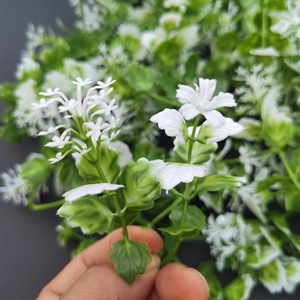 Plantes artificielles de fougère Wen Hope, verdure pour décoration murale intérieure, bouquets de fougères décoratifs, fleurs blanches, feuilles vertes - Product Image 3