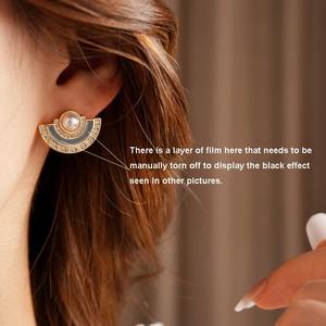 BBRYF07-<span class=keywords><strong>AL</strong></span> Boucles d'oreilles clous vintage micro-incrustées de zircon et de perles en forme d'éventail, bijoux de mode français de luxe léger pour femmes, cadeaux délicats - Product Image 3