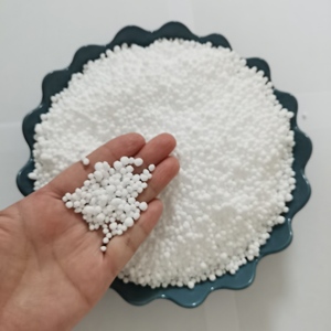 <span class=keywords><strong>Engrais</strong></span> urée granulée 46 % d'azote, urée granulée 46-0-0 pour l'agriculture, l'horticulture, l'amélioration des sols et des pelouses - Product Image 2