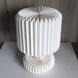 Lámpara de Escritorio LED de Papel Origami, Estilo Europeo, Base de Metal, Pantalla de Papel, Luz Blanca Neutra, para Interiores, Hogar, Hotel - Product Image 3