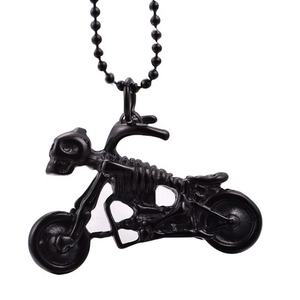 Collier pour homme en acier inoxydable, style punk gothique, avec crâne et locomotive, pour motard - Product Image 1