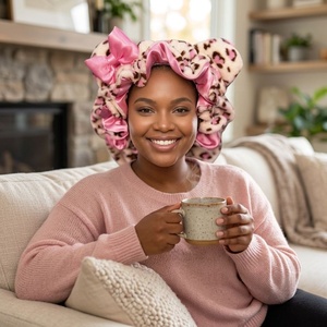 Nuevo Gorro <span class=keywords><strong>de</strong></span> Felpa Ajustable <span class=keywords><strong>de</strong></span> Doble Capa <span class=keywords><strong>para</strong></span> Mujer, Gorro <span class=keywords><strong>de</strong></span> Satén <span class=keywords><strong>de</strong></span> Seda Reversible con Lazo <span class=keywords><strong>para</strong></span> Invierno - Product Image 4