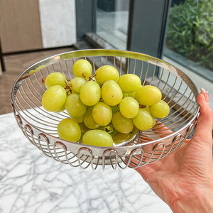 Nouvelle conception Panier à <span class=keywords><strong>fruits</strong></span> rond en acier inoxydable 304 argenté pour collations, <span class=keywords><strong>fruits</strong></span>, pain, cuisine, salon - Product Image 4