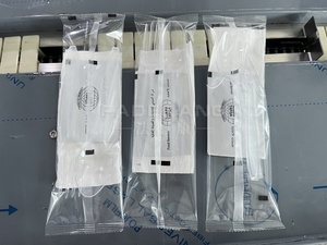 Автоматическая упаковочная машина для одноразовой посуды: деревянных ложек, пластиковых <span class=keywords><strong>нож</strong></span>ей и вилок в горизонтальной упаковке (флоу-пак) - Product Image 2