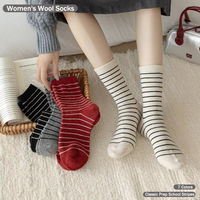 Chaussettes mi-mollet en laine pour femmes et filles automne/hiver Color-Block Striped Ins Chaussettes épaisses douces et chaudes de style japonais