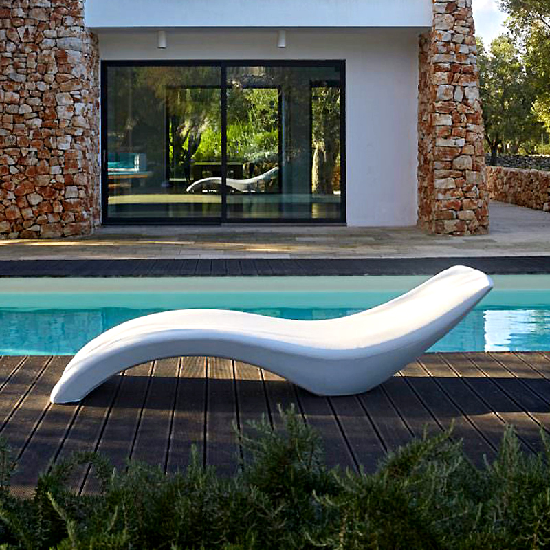 Sun Loungers White High Quality New Design Outdoor Relaxation