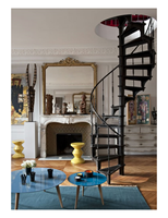 Escalier en colimaçon moderne en acier personnalisé CBMmart, escalier métallique intérieur de haute qualité, prix raisonnable, extérieur en verre