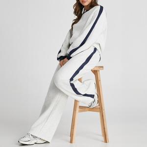 Ensemble deux pièces pour <span class=keywords><strong>femme</strong></span> avec survêtement à rayures latérales, sweat-shirt surdimensionné et <span class=keywords><strong>pantalon</strong></span> à jambes larges - Product Image 3