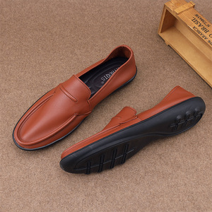 Mocassins en cuir blanc pour hommes, bout rond, à enfiler, chaussures d'été légères, décontractées, pour le bureau, semelle extérieure en caoutchouc, doublure en cuir véritable - Product Image 4