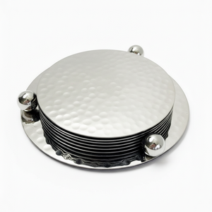 Dessous de verre rond en métal au design moderne, finition argentée, adapté au service du thé, du café et aux tampons décoratifs de table - Product Image 1