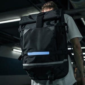 Mochila Impermeable Personalizada al por Mayor para Senderismo y Viajes, Diseño Casual Deportivo con Cierre Enrollable y Forro de Nailon - Product Image 6