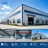 Entrepôt à structure en acier isolé, centre logistique préfabriqué à ossature métallique, chambre froide, bâtiment industriel durable