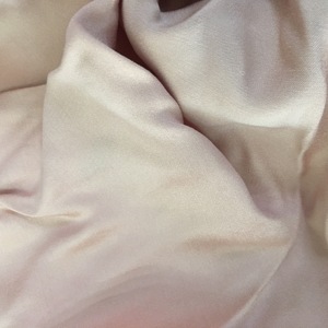 Tessuto per Abiti in Raso Lucido <span class=keywords><strong>100</strong></span>% Viscosa Misto Rayon - Product Image 2