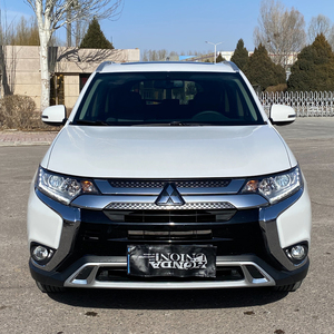 <span class=keywords><strong>Mitsubishi</strong></span> Outlander <span class=keywords><strong>de</strong></span> 7 Plazas con Asientos <span class=keywords><strong>de</strong></span> Cuero 2017 2018 2019, Auto Usado con Motor Turboalimentado Interno, Volante a la Izquierda - Product Image 1