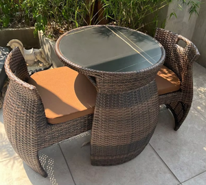 Set da Pranzo in Rattan per Esterni, Set Bistrot Salvaspazio in 2 Pezzi, Tavolo Rotondo e Sedie Impilabili per Giardino e Balcone - Product Image 5