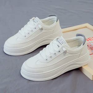 <span class=keywords><strong>Scarpe</strong></span> da Skateboard Casual da <span class=keywords><strong>Donna</strong></span> con Suola Spessa in Pelle Bianca e Design Ventilato per Sport e Tempo Libero - Product Image 3