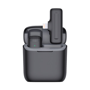 Micrófono Lavalier Inalámbrico J11 con Estuche de Carga, Reducción de Ruido, Tipo C, Micrófono Lightning para Grabación en iPhone y Android - Product Image 1