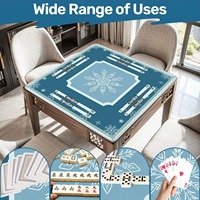 Tapis de table de mahjong américain antidérapant à motif flocon de neige rouge et bleu pour l'hiver, avec dos en caoutchouc, cadeau idéal pour les joueurs de mahjong américain