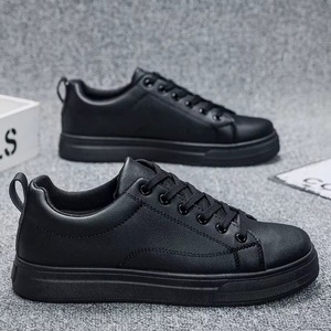 Black and White Sporty Low-top Casual Sports Shoes with Cushioning <b>Canvas</b> Upper Anti-Slip TPU Outsole Elastic Band Closure - Product Image 2