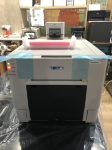 Photomaton pour imprimante photo DNP <span class=keywords><strong>DS</strong></span>-<span class=keywords><strong>RX1</strong></span> RX1HS pour impression de portraits en photomaton, imprimante photo 6 pouces - Product Image 2