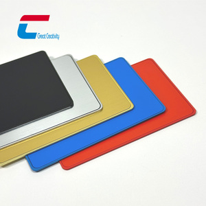 Tarjeta metálica de última generación con frente metálico y reverso de PVC, chip personalizado, cable oculto, tarjeta de visita NFC metálica. - Product Image 1