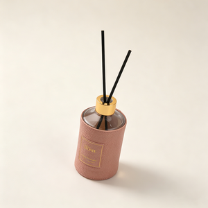 Diffuseur de parfum d'ambiance WELLNESS, bouteille en verre personnalisée enveloppée de cuir véritable, huile essentielle végétale longue durée, diffuseur à bâtonnets - Product Image 3