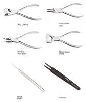 Kit d'outils de réparation de lunettes de qualité supérieure, 16 pièces, comprenant des pinces, des tournevis, des pinces à épiler et un sac, tournevis en métal, taille de voyage
