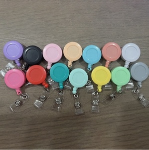 TikTok di vendita calda colorata Clip da cintura in ABS con fibbia telescopica ad alta elasticità retrattile <span class=keywords><strong>Badge</strong></span> <span class=keywords><strong>Holder</strong></span> accessori - Product Image 6