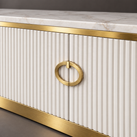Ensemble de meuble TV et table basse WYRAX en deux pièces avec dessus aspect marbre blanc, coins arrondis, pieds dorés et rangement